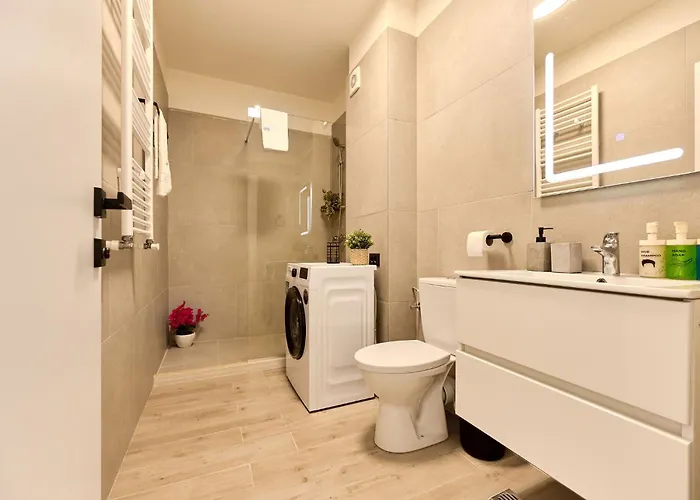 Panoramic Sea View Infinity Pool & Appartement Mamaia