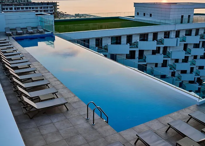 Panoramic Sea View Infinity Pool & Mamaia